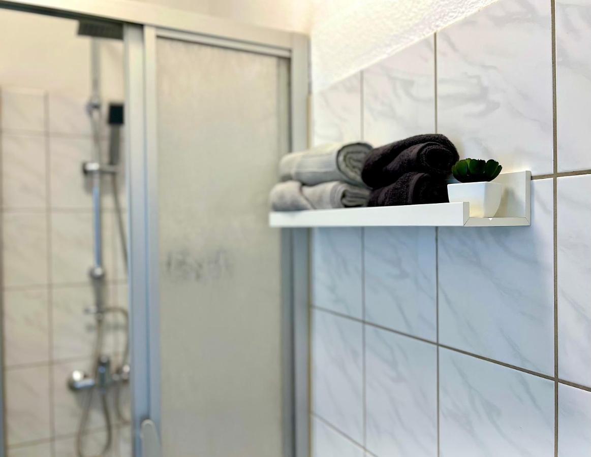 Elbling Apartment Mit Terrasse - Netflix - Parkplatz - Weinbergblick Meißen المظهر الخارجي الصورة